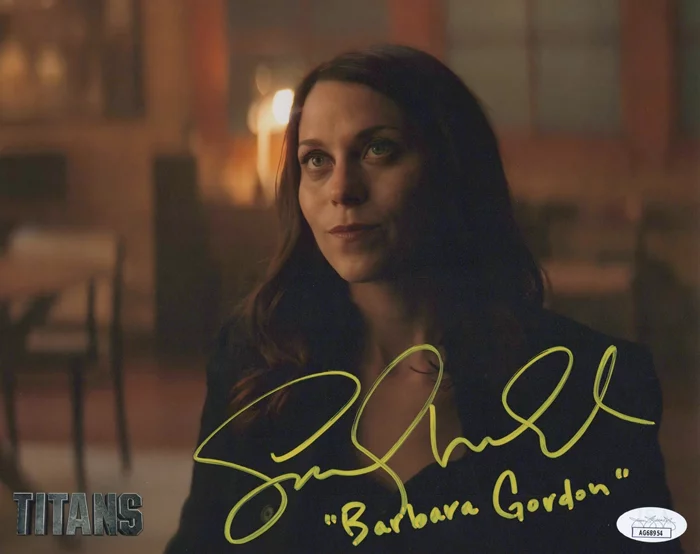 Savannah Welch autograph