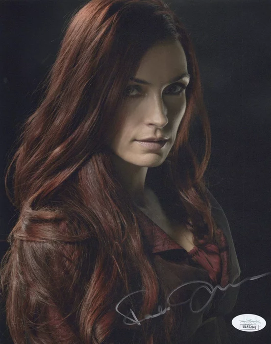 Famke Janssen autograph