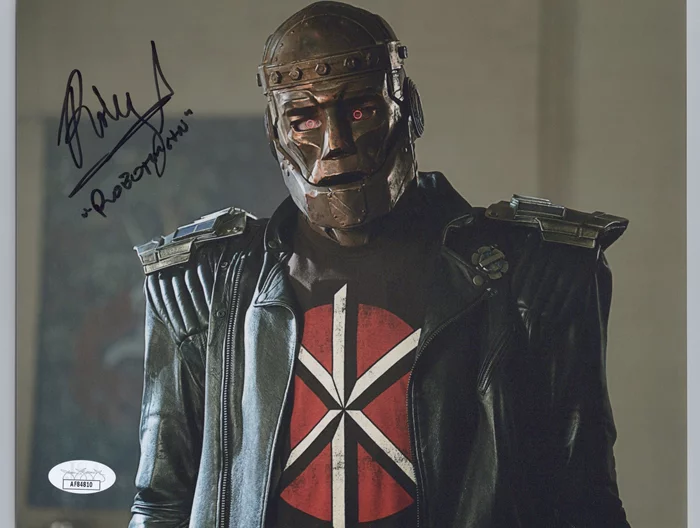 Riley Shanahan autograph