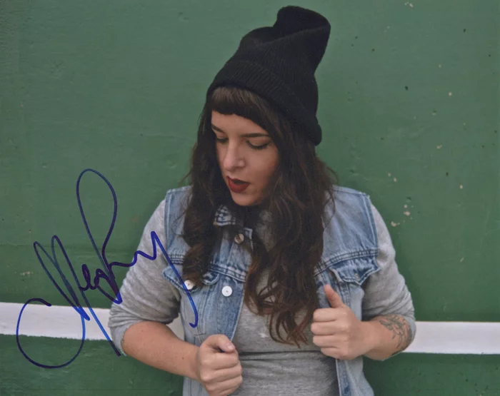 Megan Falley autograph
