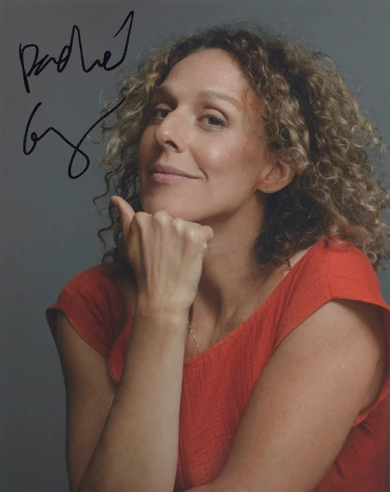 Rachel Grady autograph