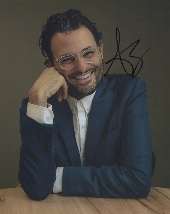 Arian Moayed autograph