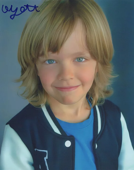 Wyatt Solis autograph