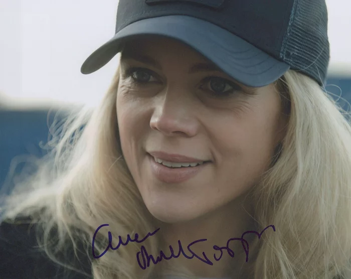 Ane Dahl Torp autograph