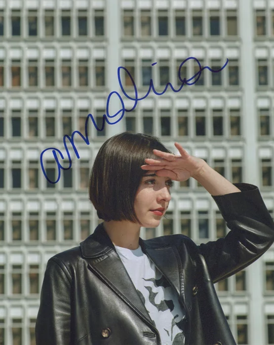 Amalia Ulman autograph
