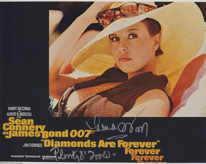 Lana Wood autograph