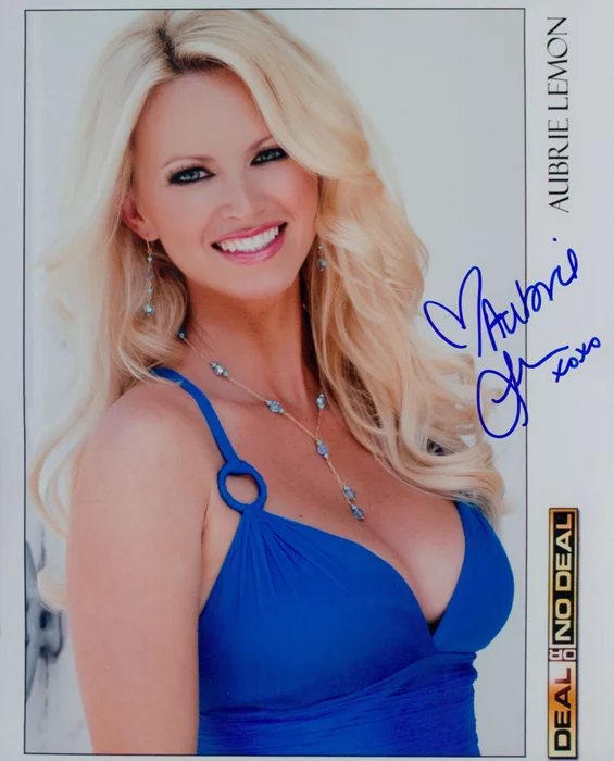 Aubrie Lemon autograph