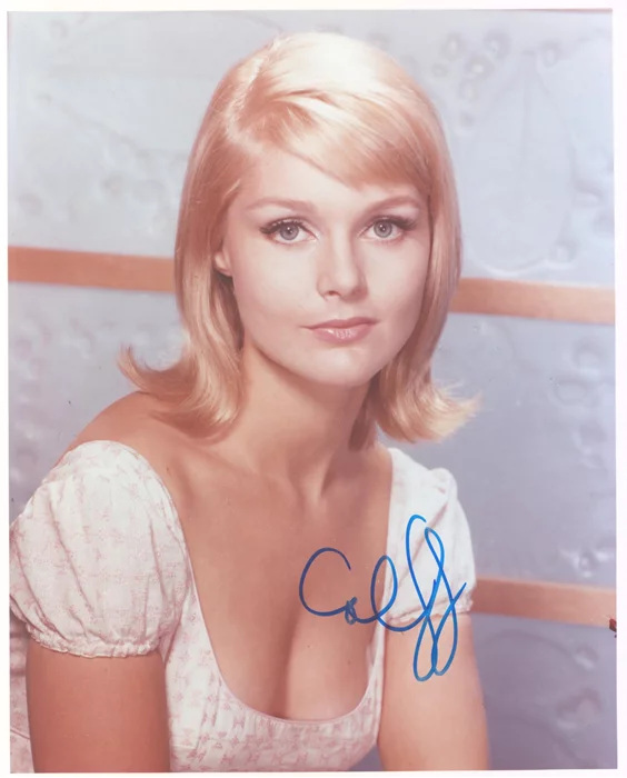 Carol Lynley autograph