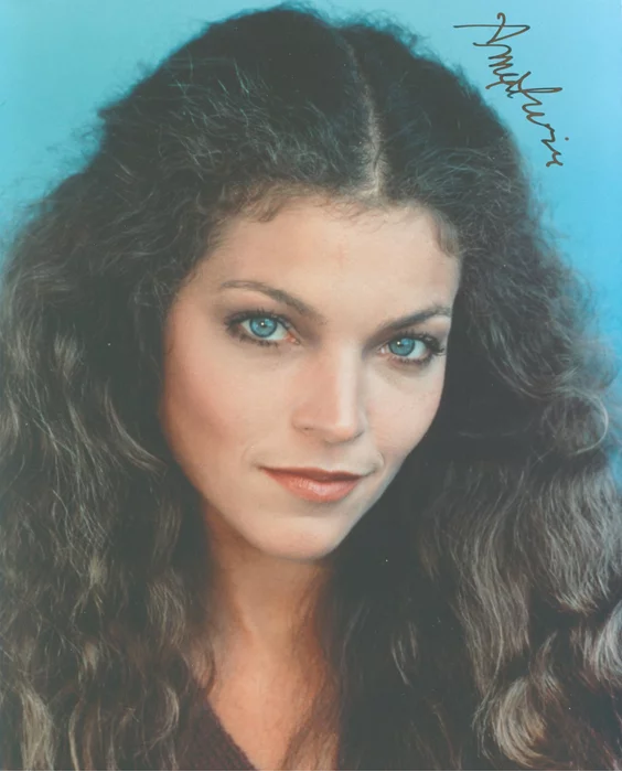 Amy Irving autograph