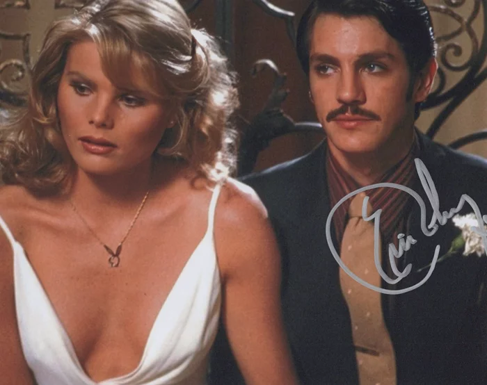 Eric Roberts autograph