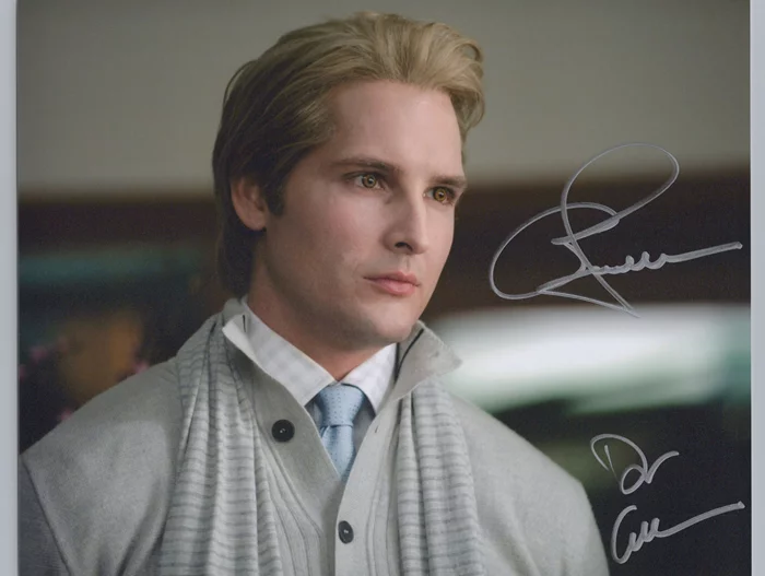 Peter Facinelli autograph