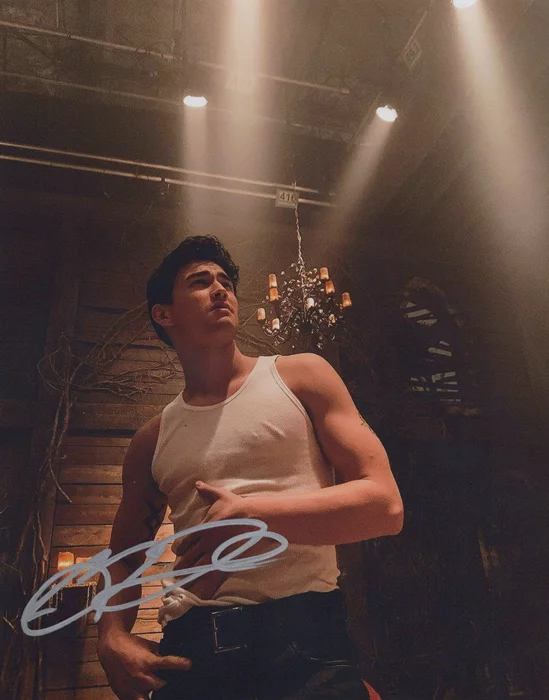 Gavin Leatherwood autograph