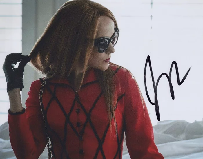 Jena Malone autograph
