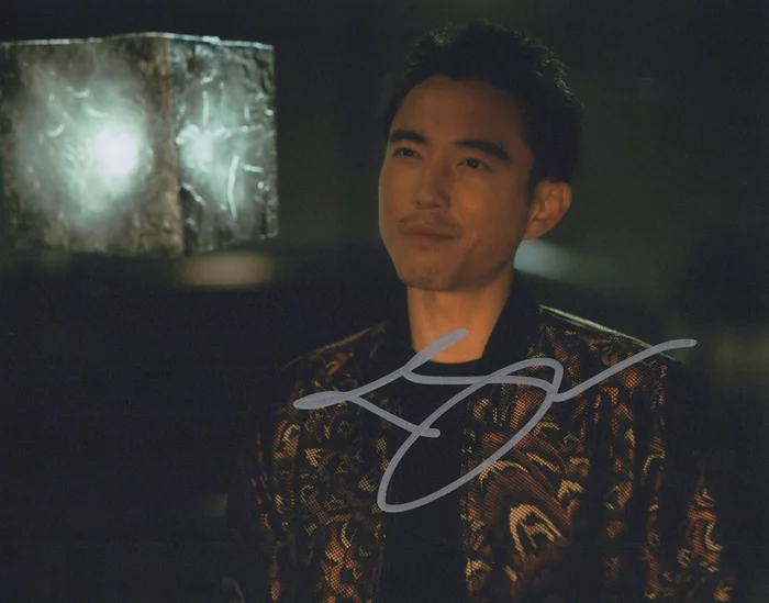 Justin H. Min autograph