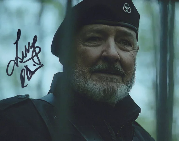 Terry O'Quinn autograph
