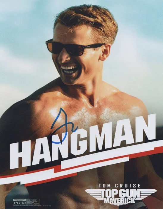 Glen Powell autograph