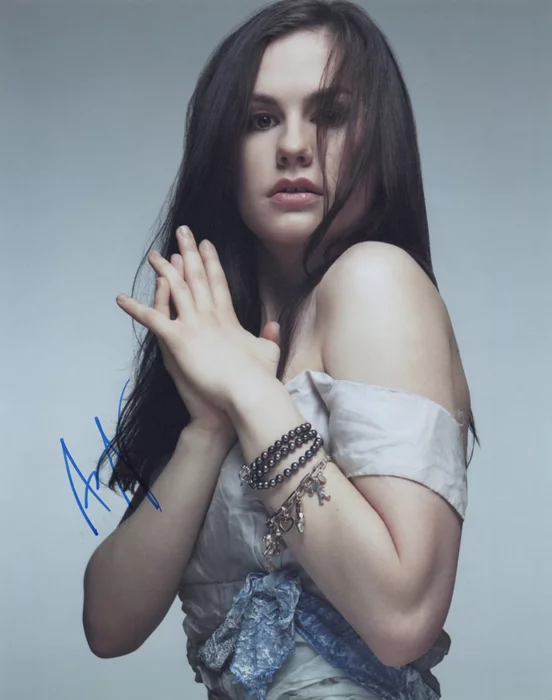Anna Paquin autograph