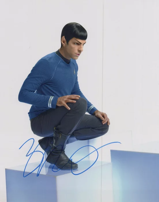 Zachary Quinto autograph