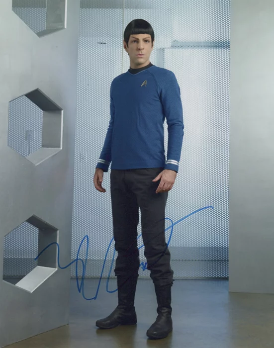 Zachary Quinto autograph
