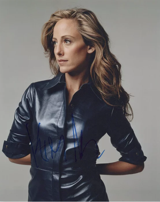 Kim Raver autograph