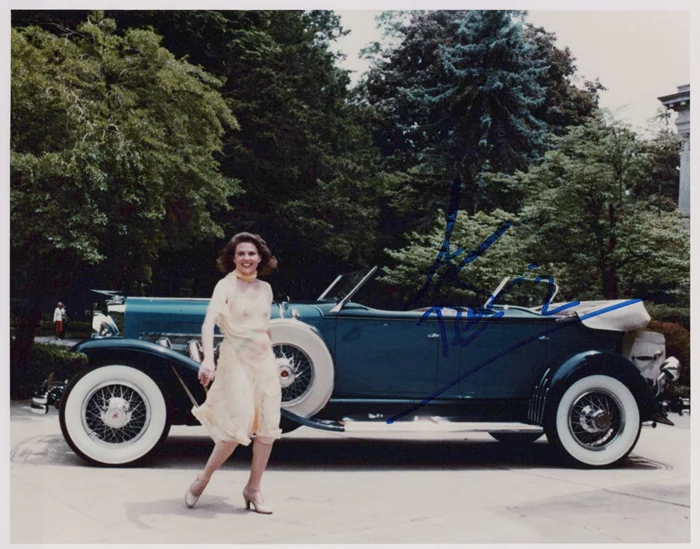 Ann Reinking autograph