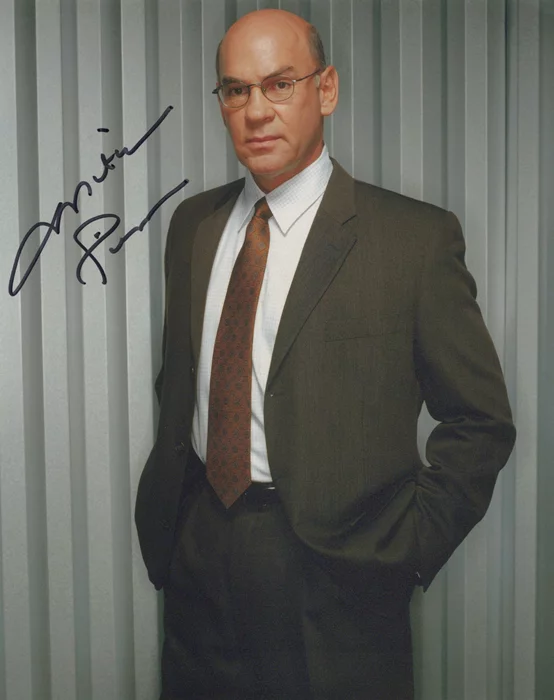 Mitch Pileggi autograph