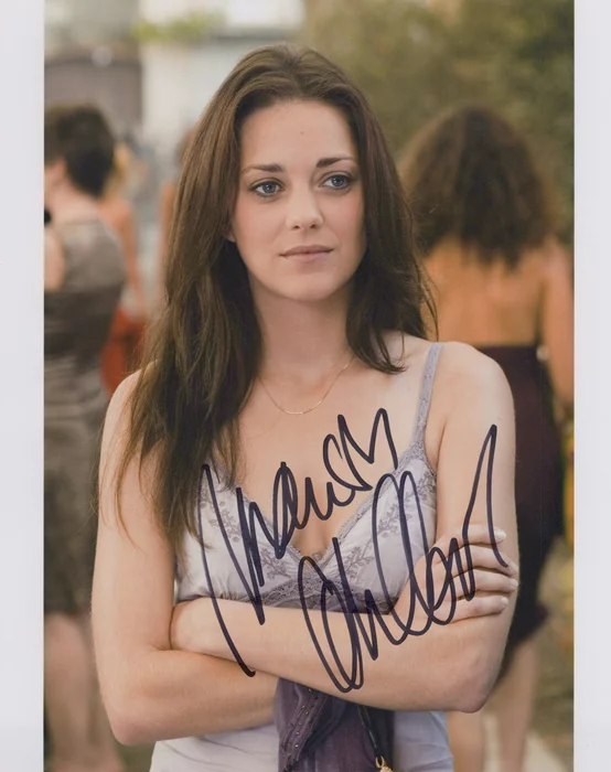 Marion Cotillard autograph