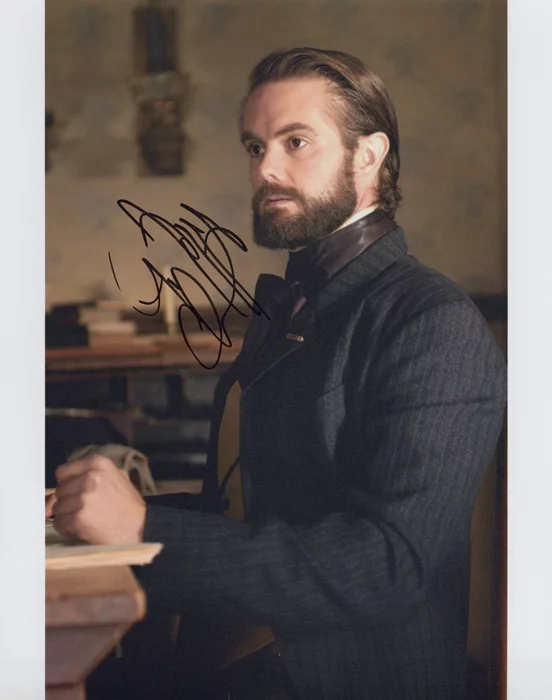 Garret Dillahunt autograph