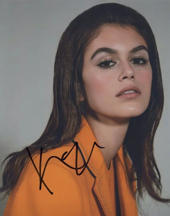 Kaia Gerber autograph