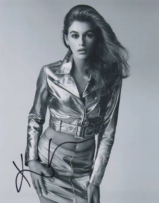 Kaia Gerber autograph