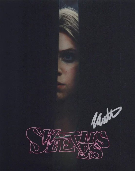 Kate Hallett autograph