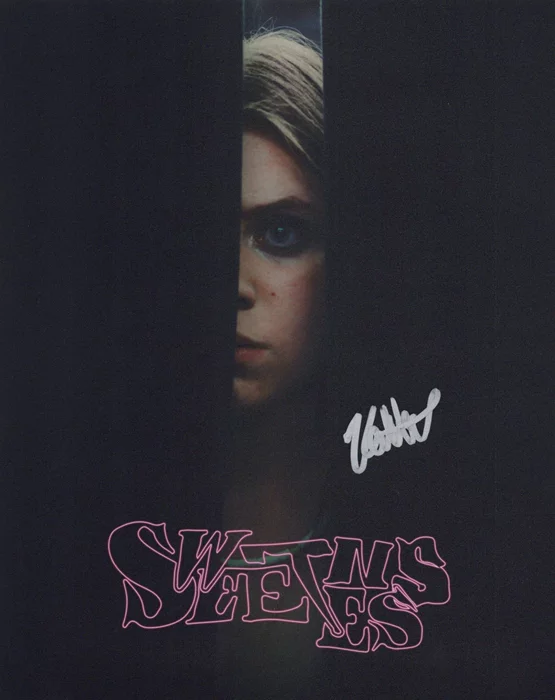 Kate Hallett autograph