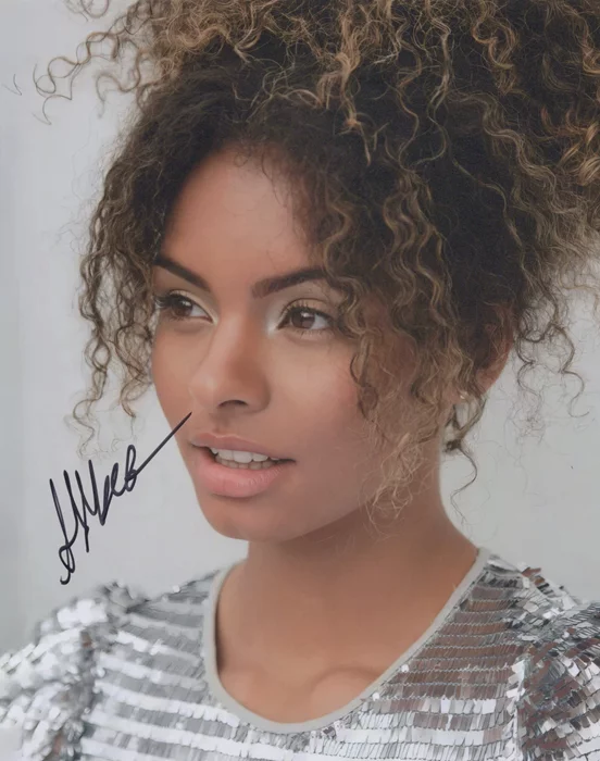 Ally Renee autograph