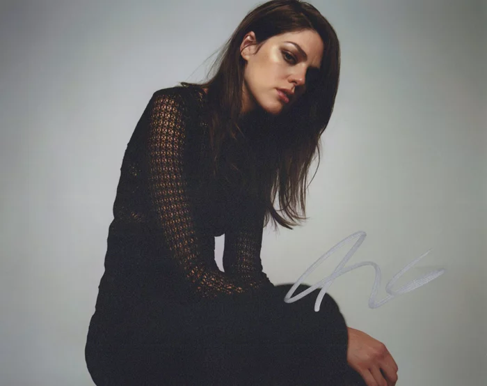 Callie Hernandez autograph