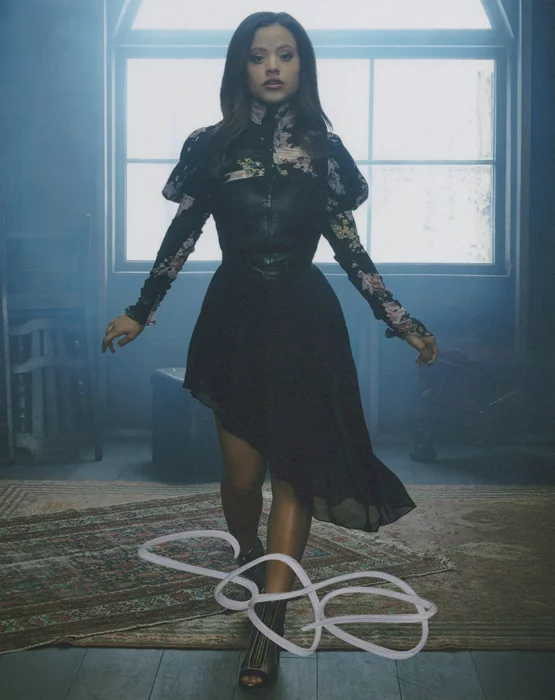 Sarah Jeffery autograph