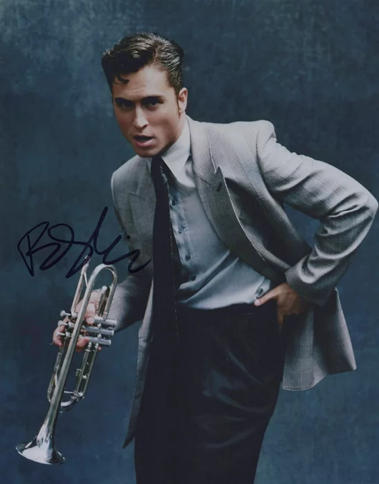 Benito Skinner autograph