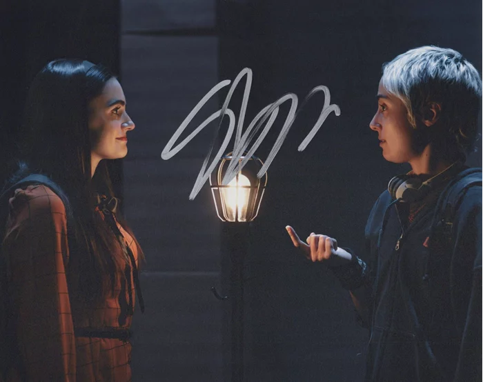 Sadie Scott autograph