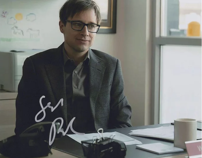 David Rysdahl autograph