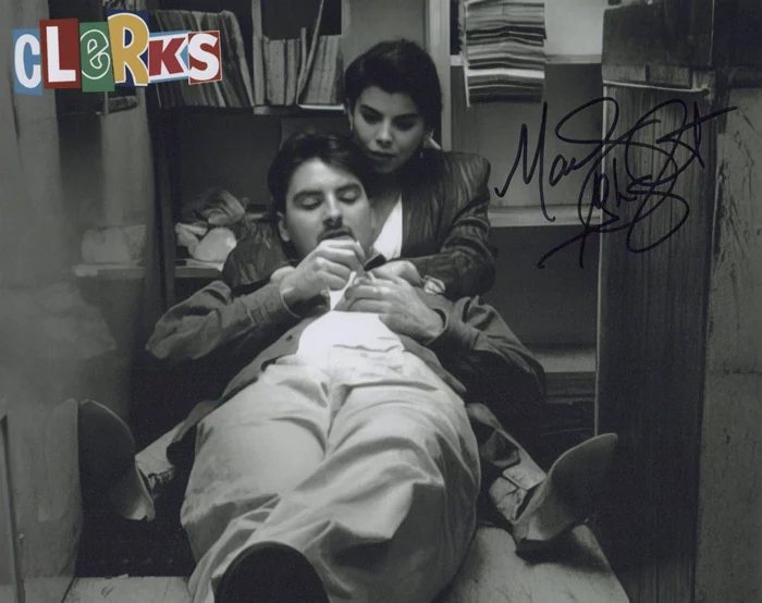 Marilyn Ghigliotti autograph