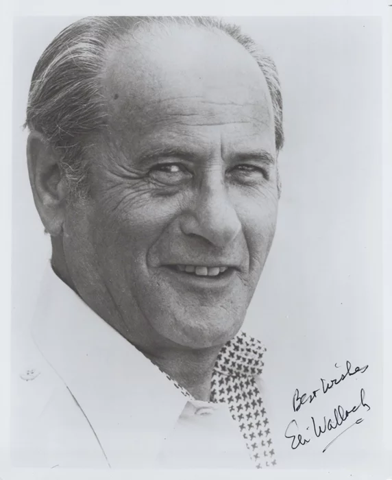 Eli Wallach autograph