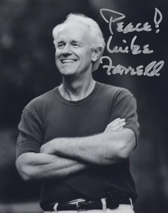 Mike Farrell autograph