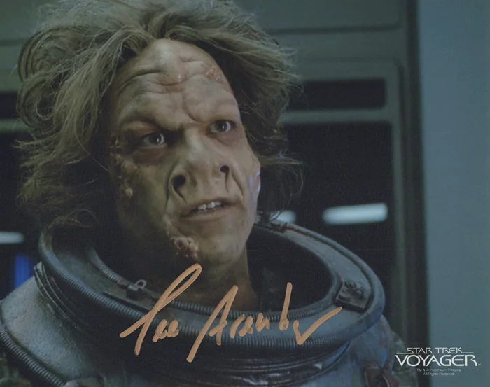 Lee Arenberg autograph