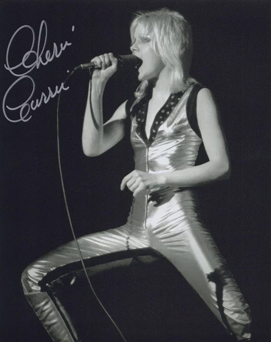 Cherie Currie autograph