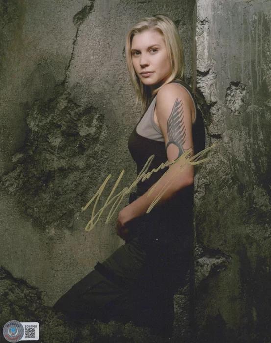 Katee Sackhoff autograph