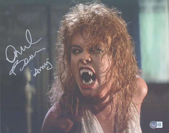 Amanda Bearse autograph