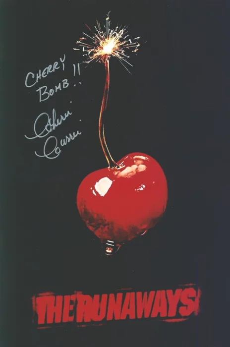 Cherie Currie autograph