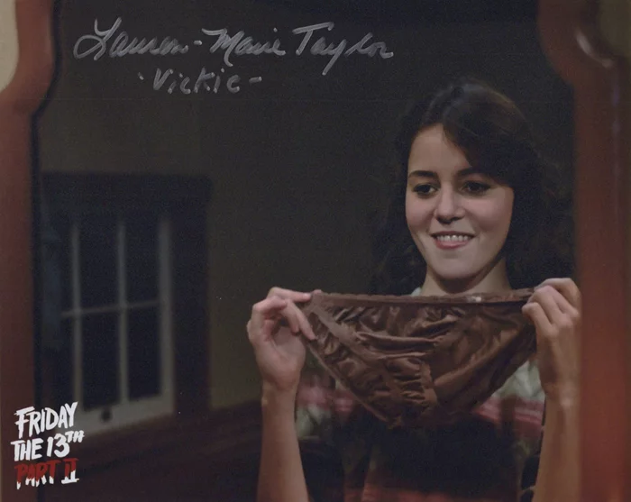 Lauren-Marie Taylor autograph