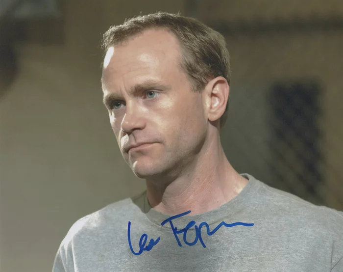 Lee Tergesen autograph