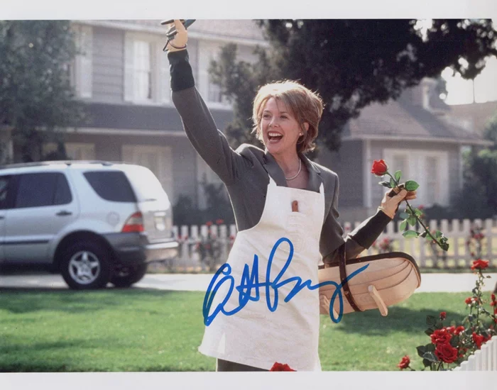 Annette Bening autograph