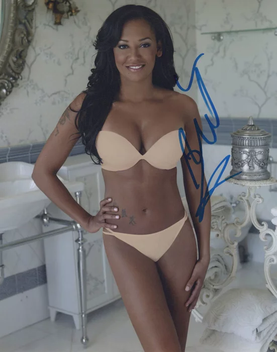Melanie Brown autograph